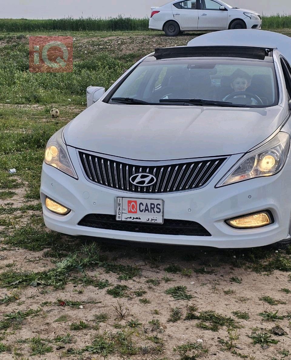 هيونداي أزيرا
